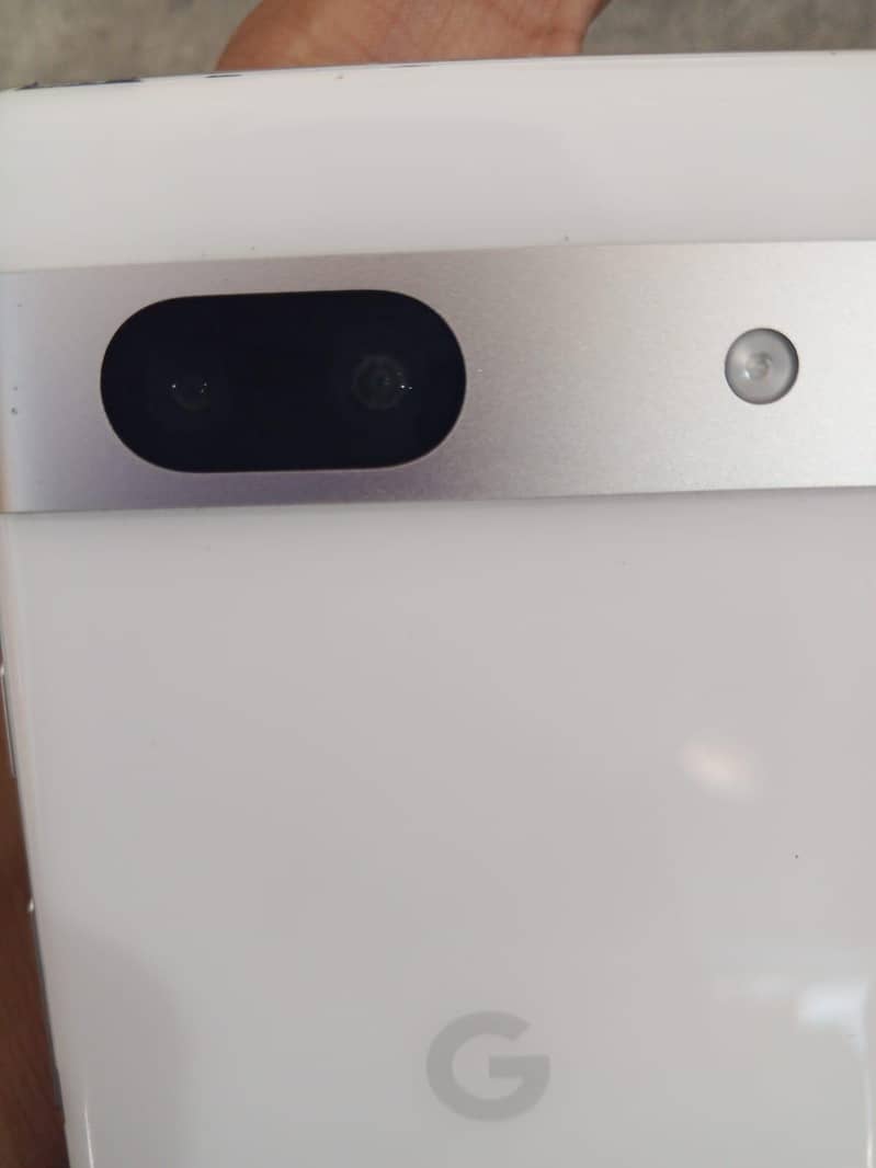 Google Pixel 7a 4