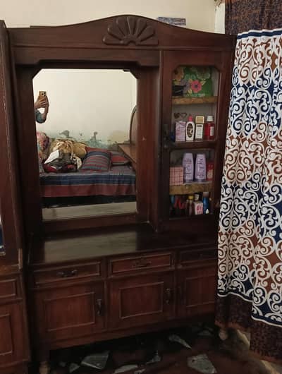 Dressing Table with Large Mirror, Drawers & Cabinets (Solid Wood)
