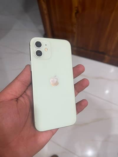 Apple iPhone 12