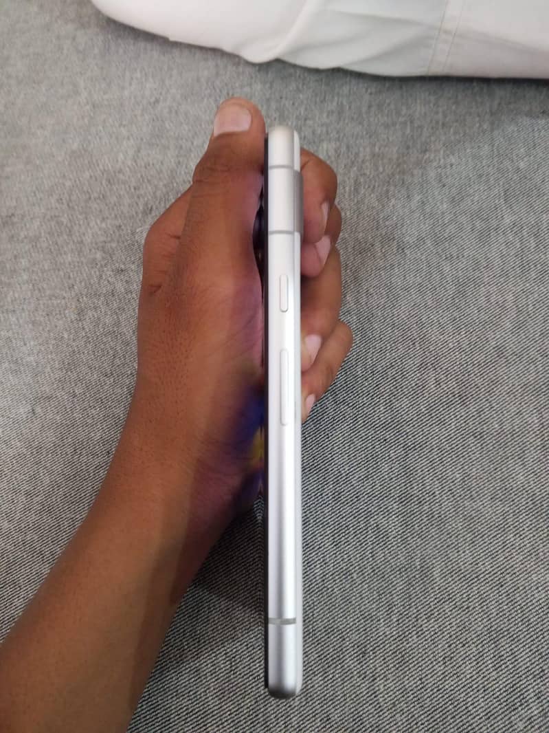 Google Pixel 7a 6