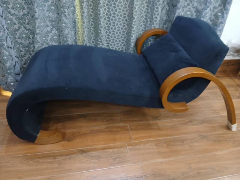 Chaise sofa 2