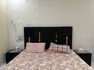 King Size Bed With Matress