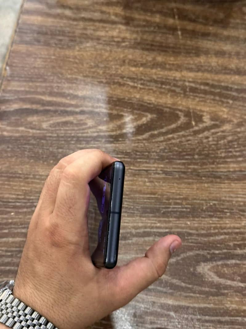 Google Pixel 7 3