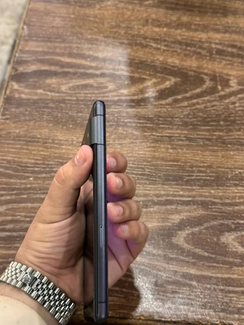Google Pixel 7 5