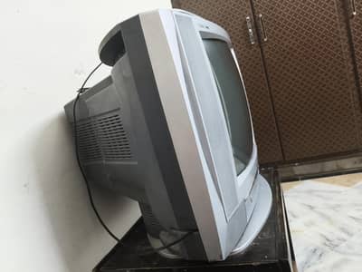 LG 21 INCHES