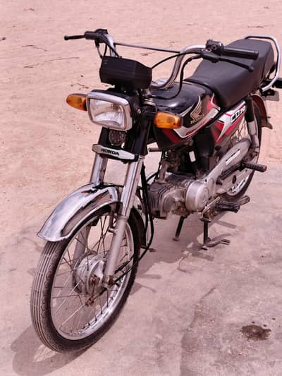 Honda CD 70 2025 model