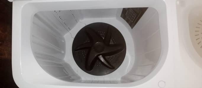 Dawlance Washing machine with dryer