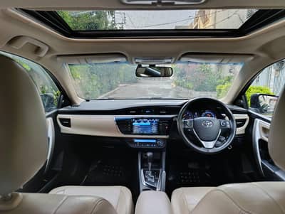 Toyota Corolla Altis Grande CVT-i 1.8 2017