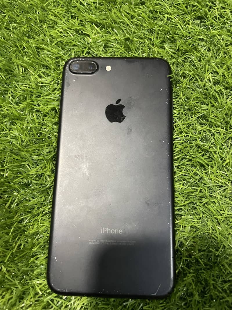 Apple iPhone 7 Plus 3