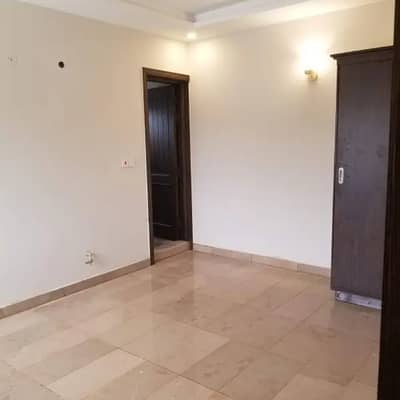 10 MARLA LOWER PORTION FOR RENT IN PARAGON CITY LAHORE