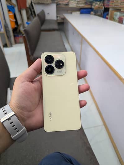 Zte nubia V60 Design 6/256