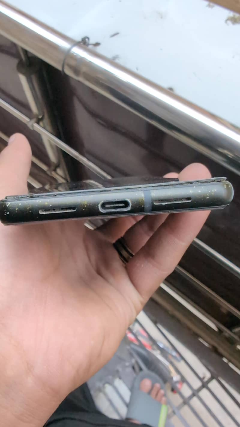 Google Pixel 6 4
