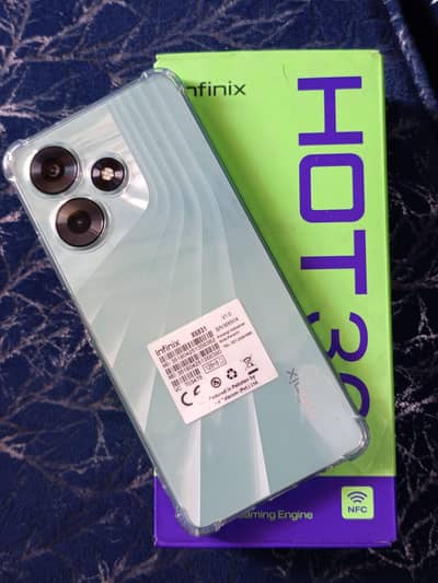 Infinix Hot 30 8+8/128 Complete box 10/10 for sale