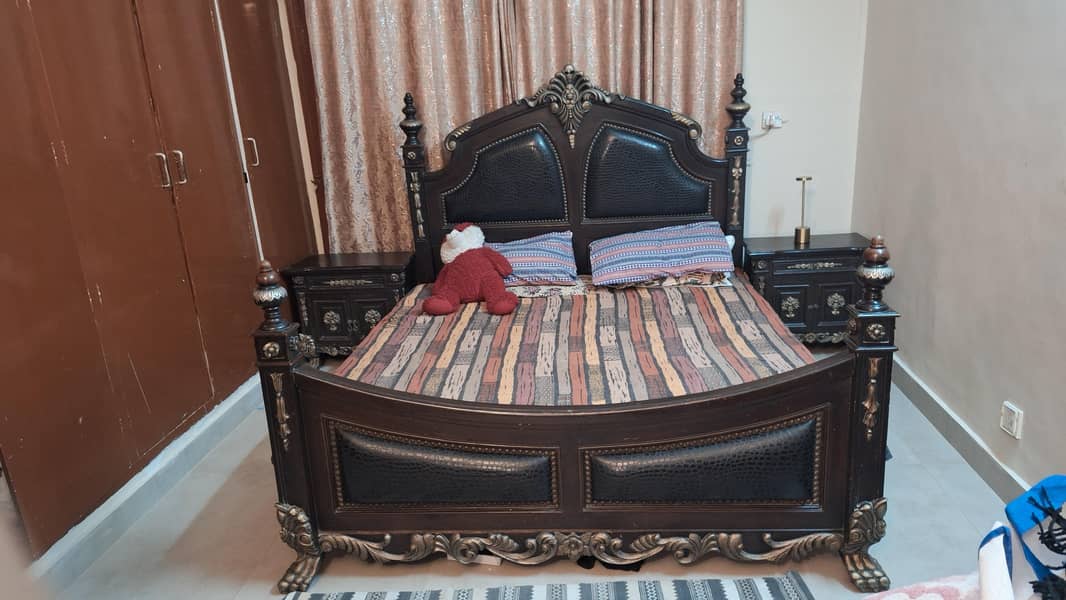 king size bedset 0