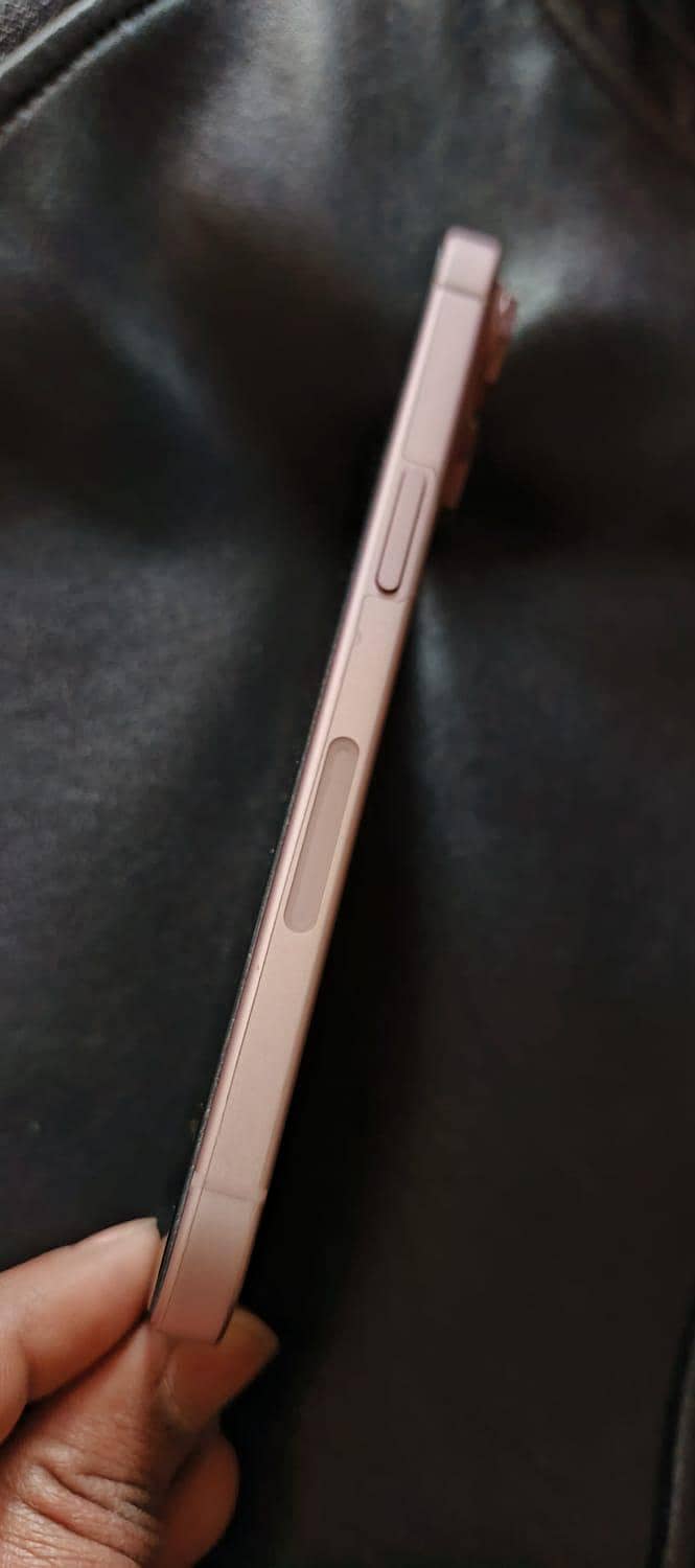 Apple iPhone 15 1