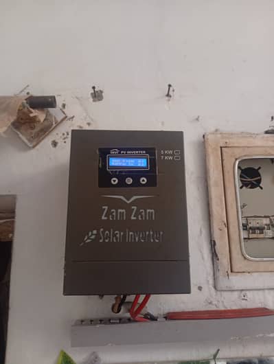 Day solar inverter