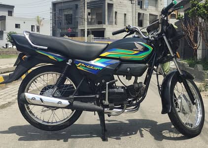Honda prider 2023 Black colour For sale