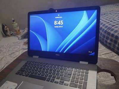 Dell Inspiron 17 7000 series 8th gen Ci7 laptop