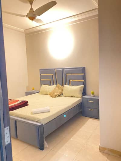 Luxury 2 Bed Apartment available in Goldcrest Mall phase 4 DHA on per day rent