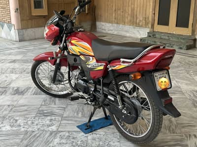 Honda prider 100cc Model 2026 Just 2000km driven[Excellent Condition]