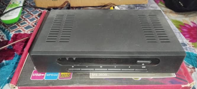 2 Dish antenna and 1 android receiver