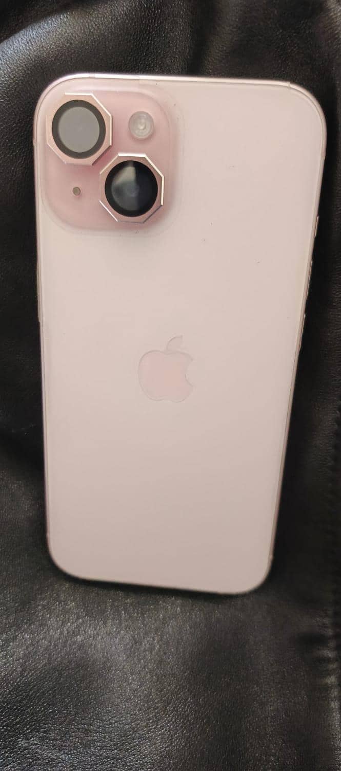 Apple iPhone 15 5