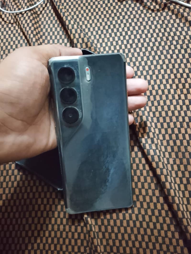 Tecno CAMON 40 Pro 5