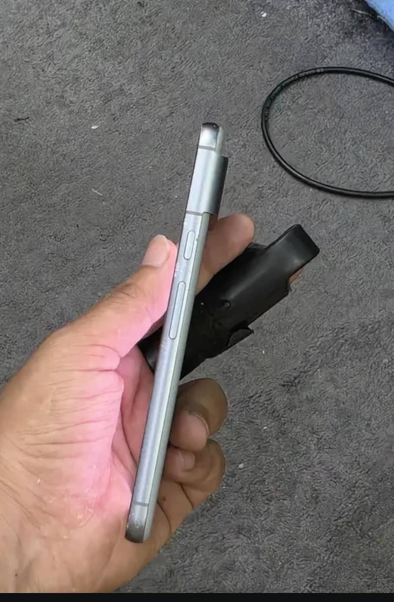 Google Pixel 8 1