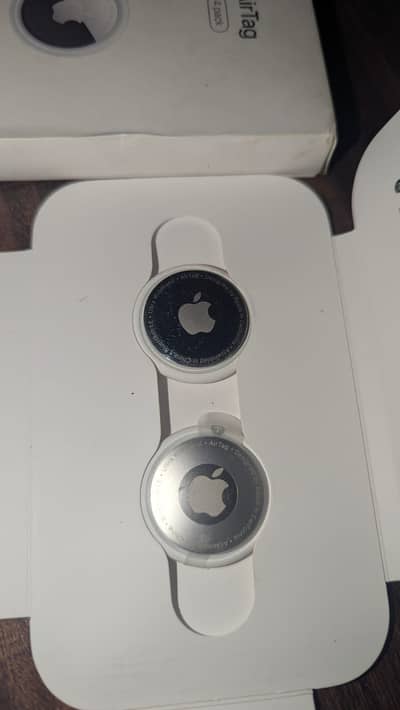 APPLE AIR TAG PAIR OF 2