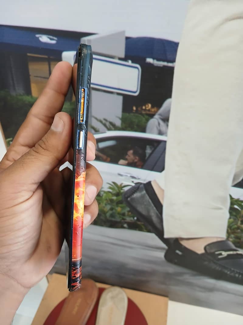 honor 8k 2