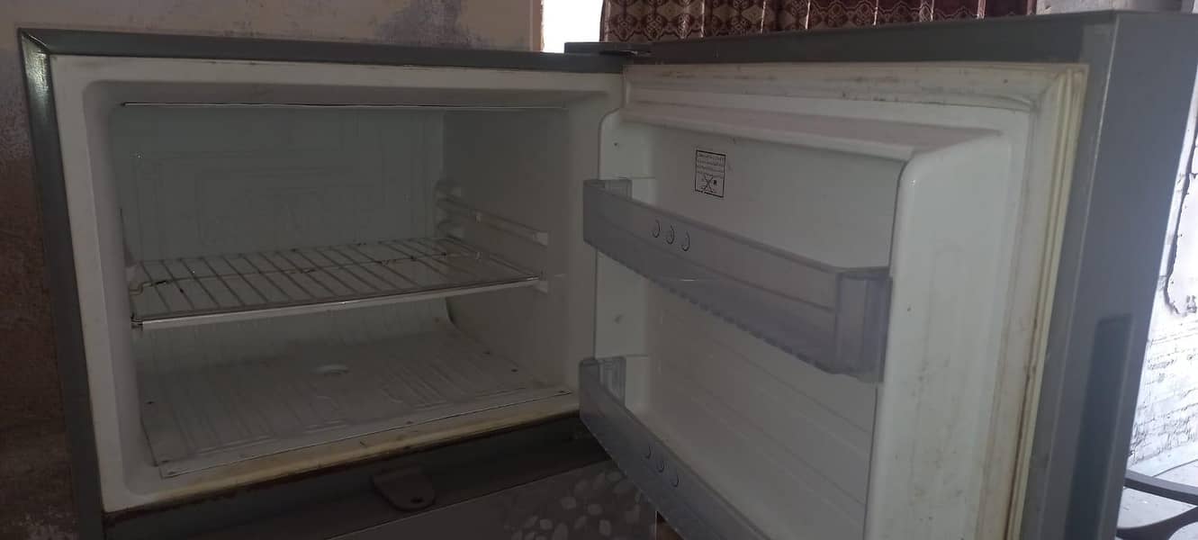 refrigerator 2