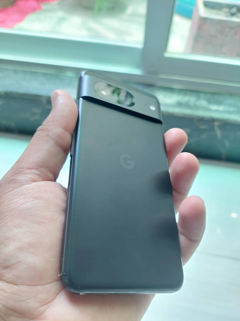 Google Pixel 8 1