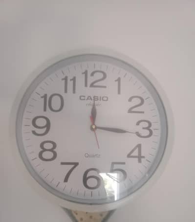 Wall clock silent movement