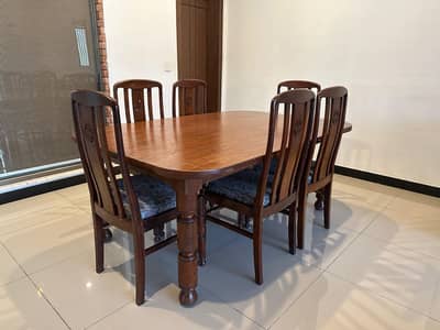 solid wooden tiling table with 06 chairs