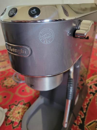 DeLonghi Dedica Arte EC885M
