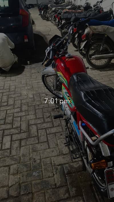 Honda CD70 2023