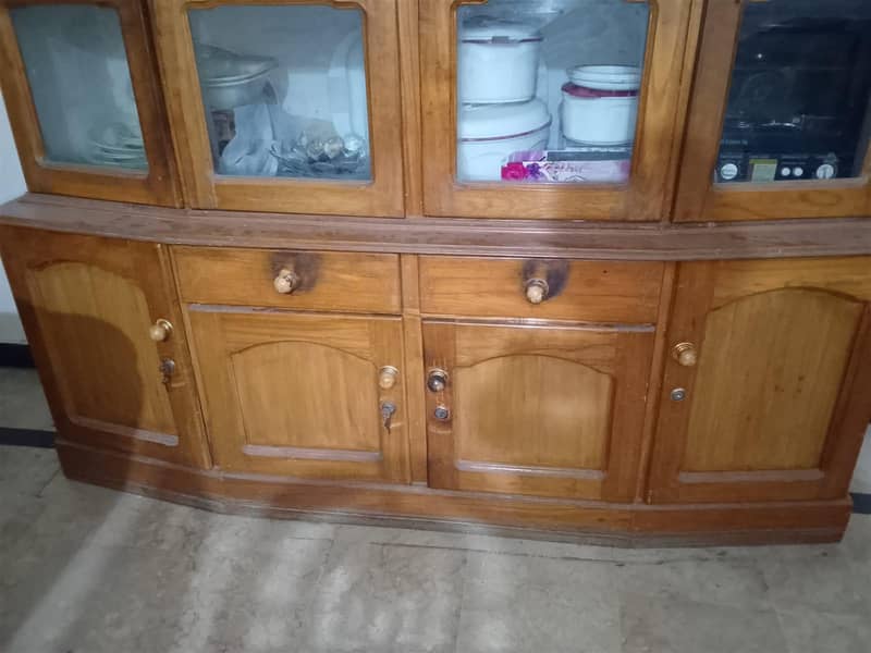 Solid wooden showcase 3