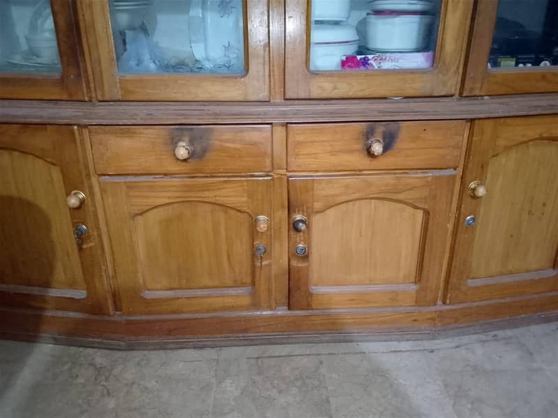 Solid wooden showcase 4