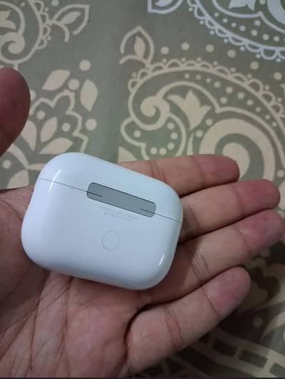 Airpods pro 2 (1 month used)
