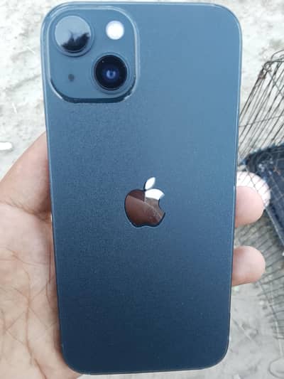 Apple iPhone 13
