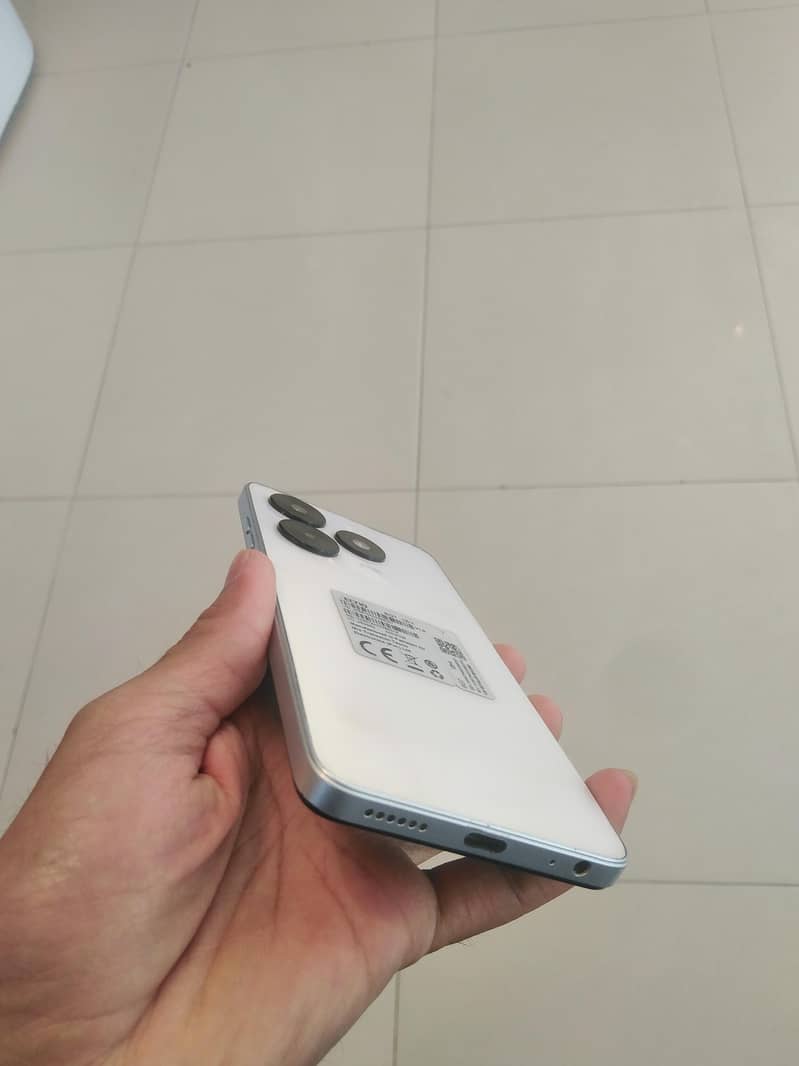 Tecno Spark 20C 8