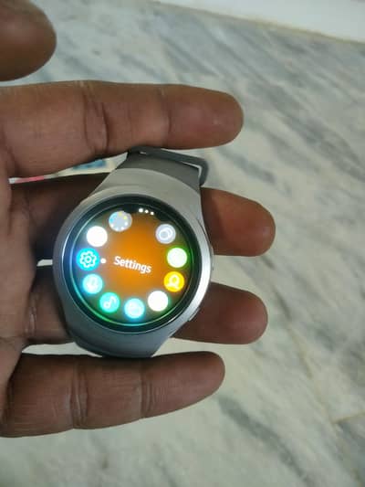 SAMSUNG GEAR S2