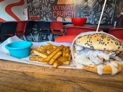 Fast food shop for Sale/Rent
