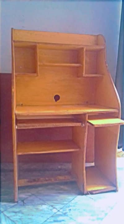 Study table for sale