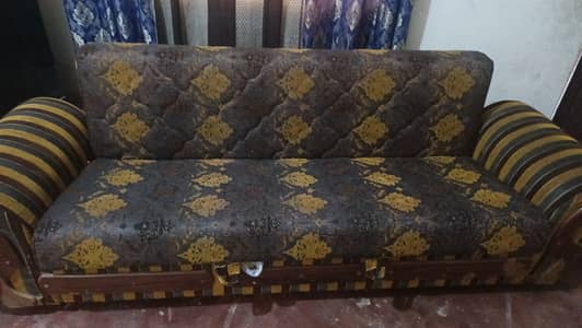 UrGenT foR saLe brown velvet sofA coM bEd 3 seater