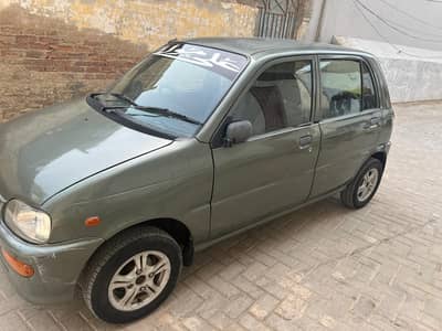 Daihatsu Cuore 2011 for sale by owner
