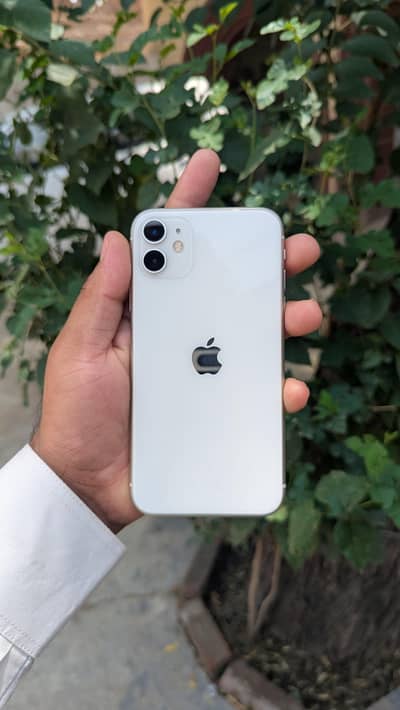 Apple iPhone 11