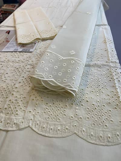 100 percent Zreena collection brand cloth
