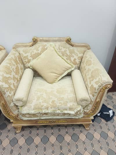 Good condition sofa set