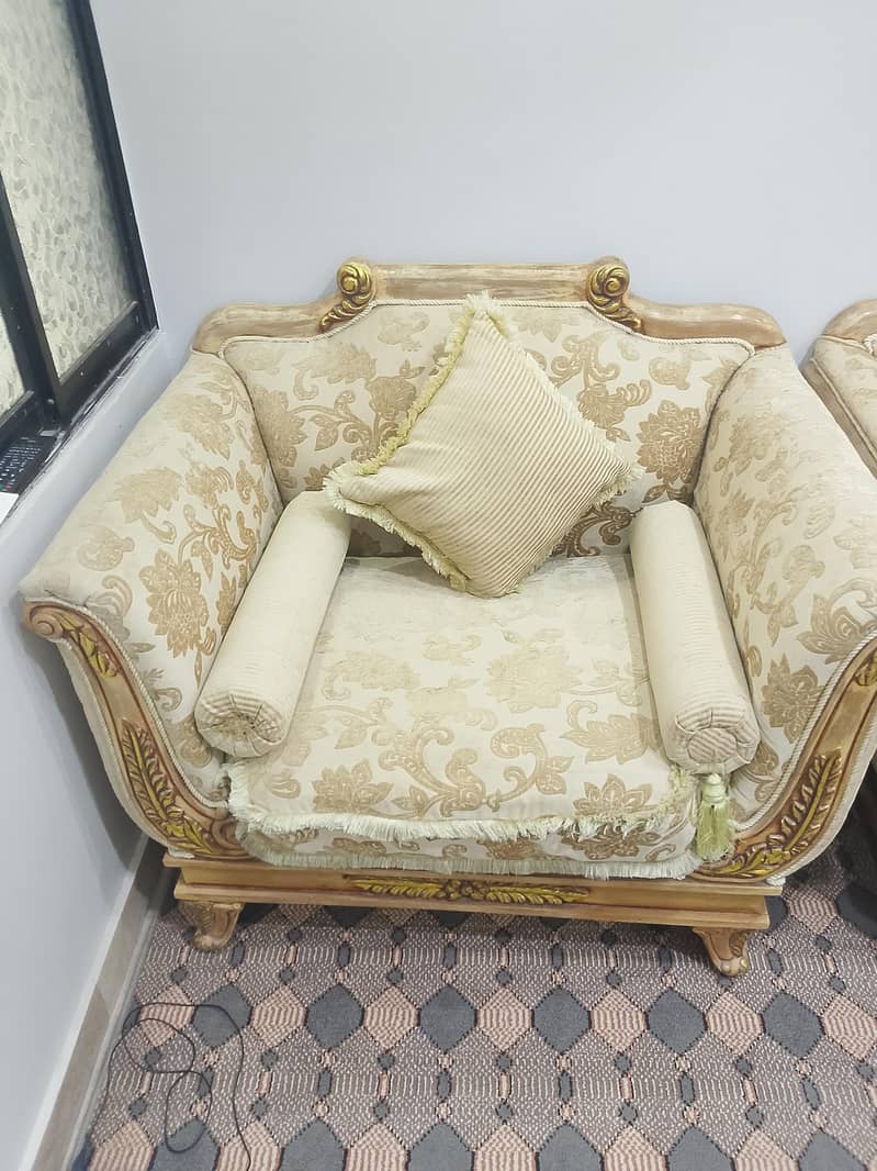 Good condition sofa set 4